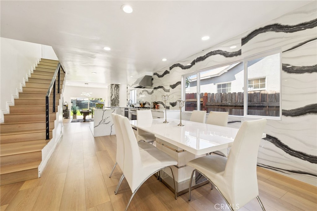 MLS #DW25163013 image #6