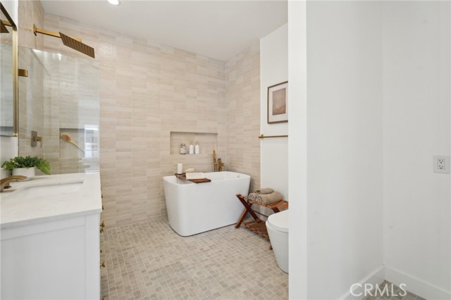 MLS #DW25163709 image #13