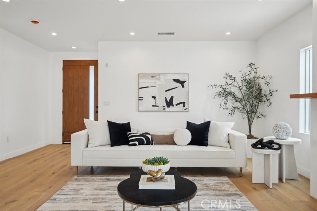 MLS #DW25163709 image #3