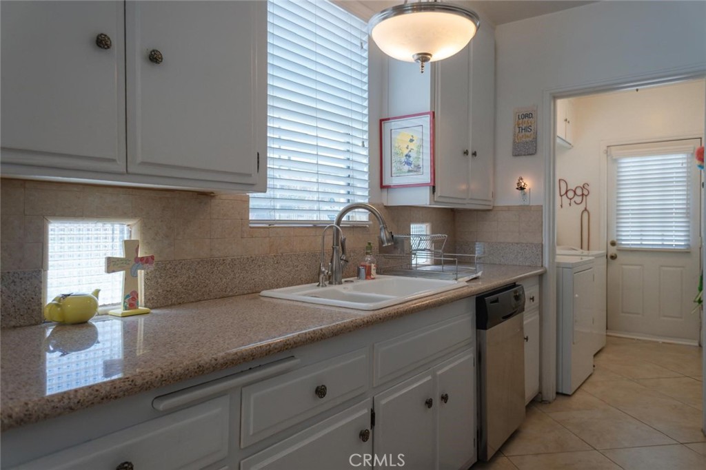 MLS #DW25175849 image #10