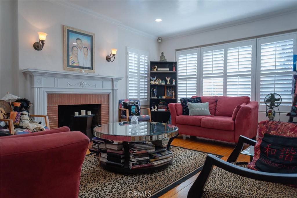 MLS #DW25175849 image #4