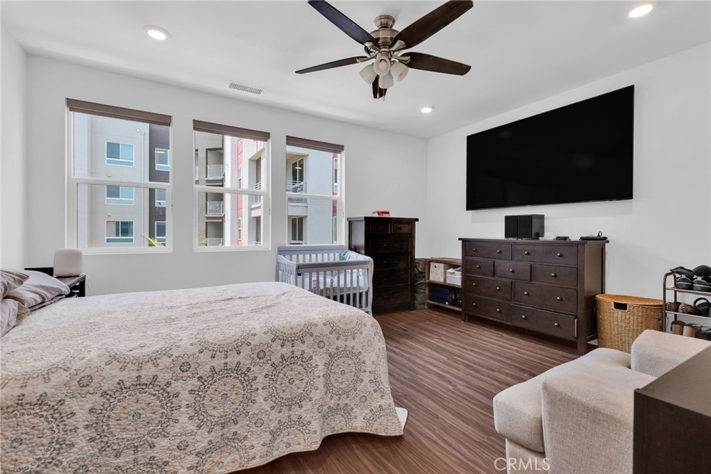 MLS #DW25175986 image #20