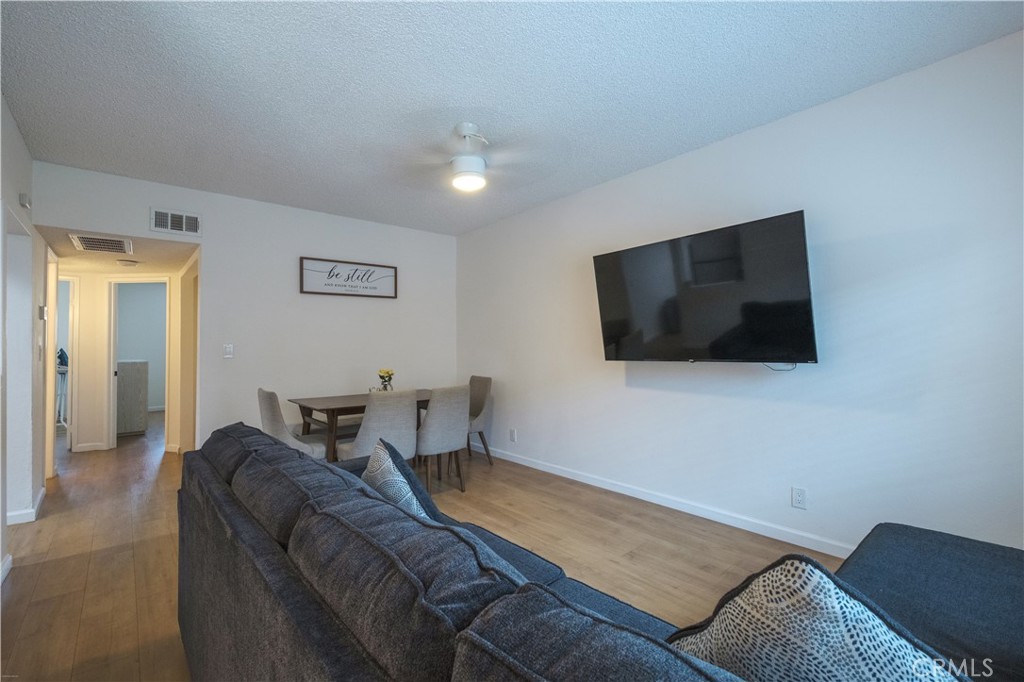 MLS #DW25176359 image #4