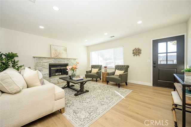 MLS #DW25179451 image #4