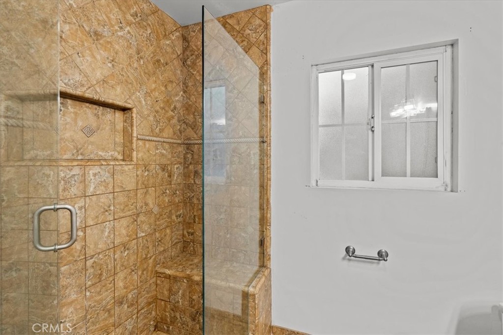 MLS #DW25180215 image #32