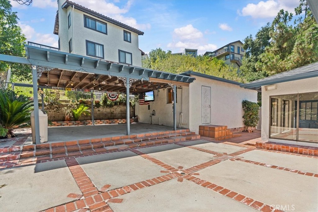 MLS #DW25180215 image #9