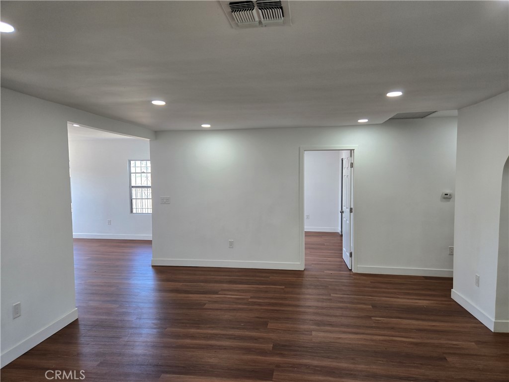 MLS #DW25180655 image #10