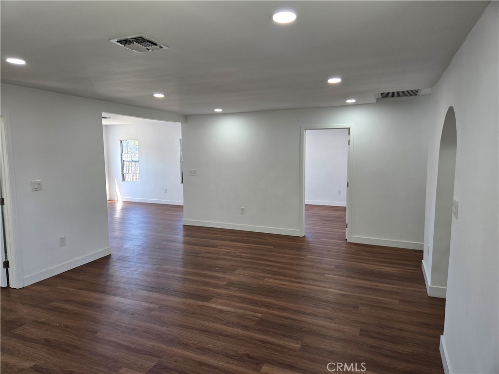 MLS #DW25180655 image #13