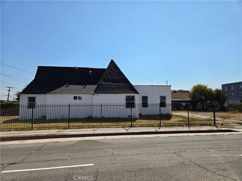 MLS #DW25180655 image #2