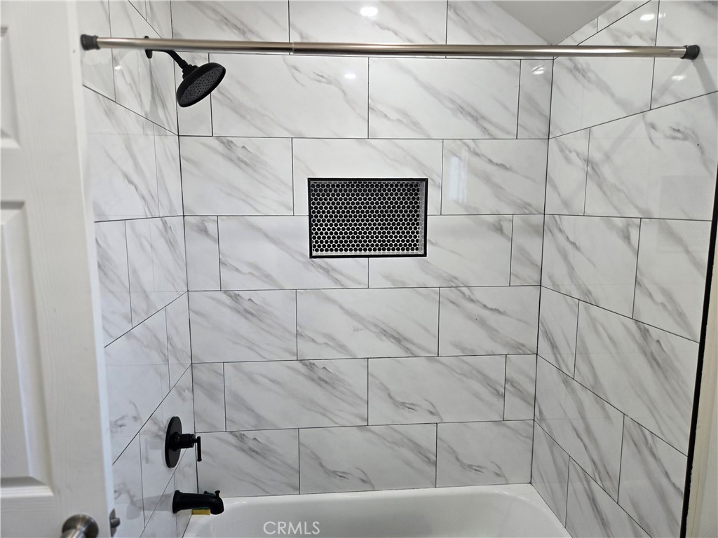 MLS #DW25180655 image #21