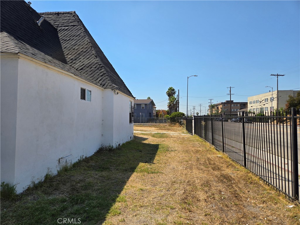 MLS #DW25180655 image #3