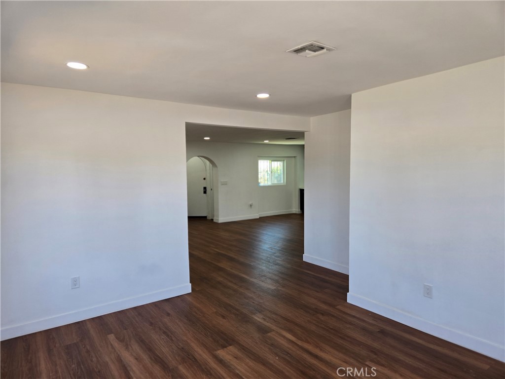 MLS #DW25180655 image #7