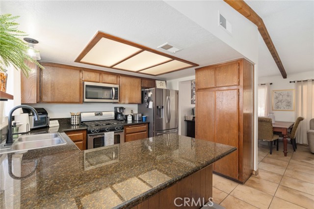 MLS #DW25181381 image #8