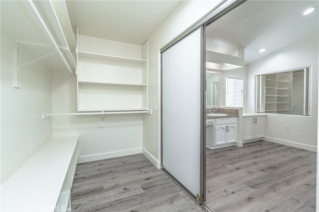 MLS #DW25181970 image #24