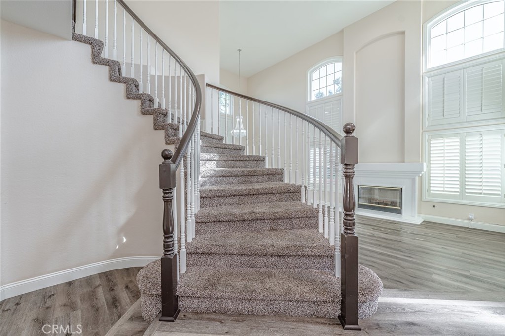 MLS #DW25181970 image #3