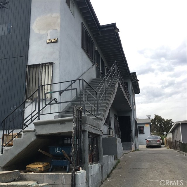 MLS #DW25182580 image #1