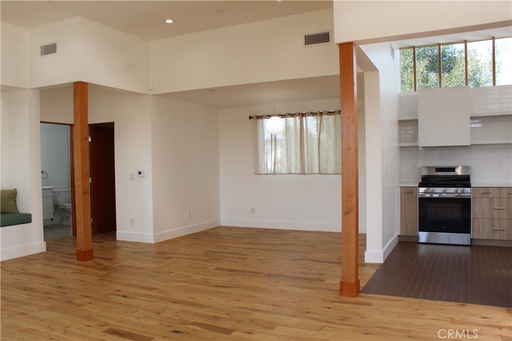 MLS #DW25184100 image #6