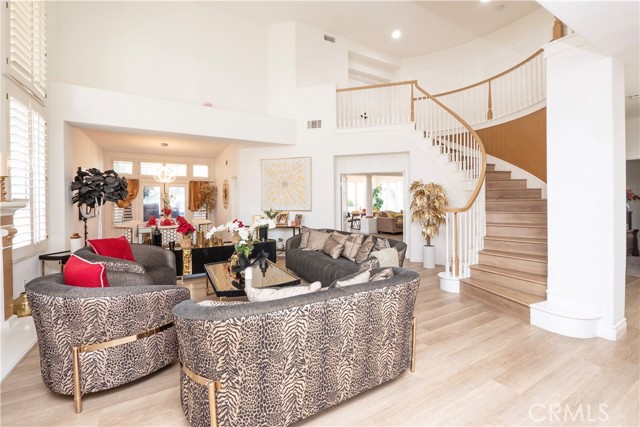 MLS #DW25186292 image #11