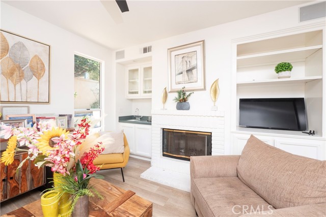 MLS #DW25186292 image #24