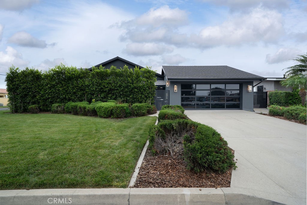 MLS #DW25186812 image #1