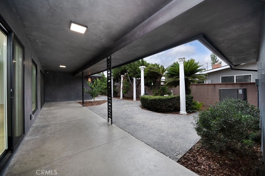 MLS #DW25186812 image #30