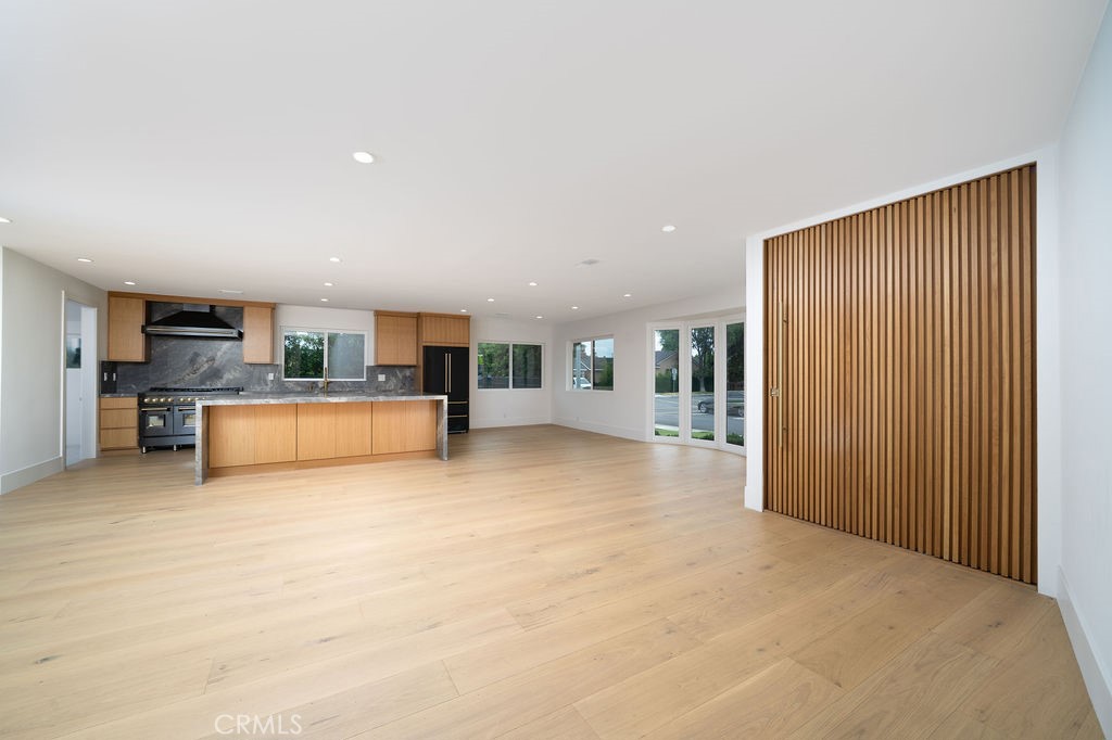 MLS #DW25186812 image #5