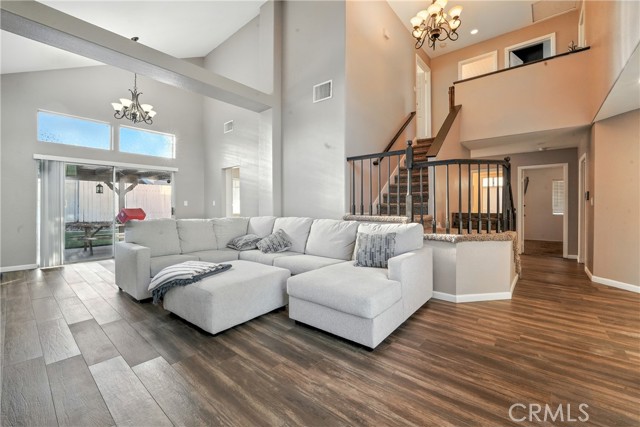 MLS #DW25188015 image #4