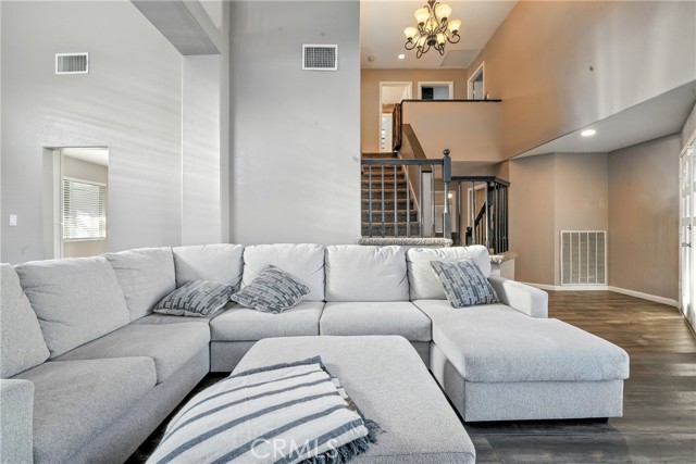 MLS #DW25188015 image #5