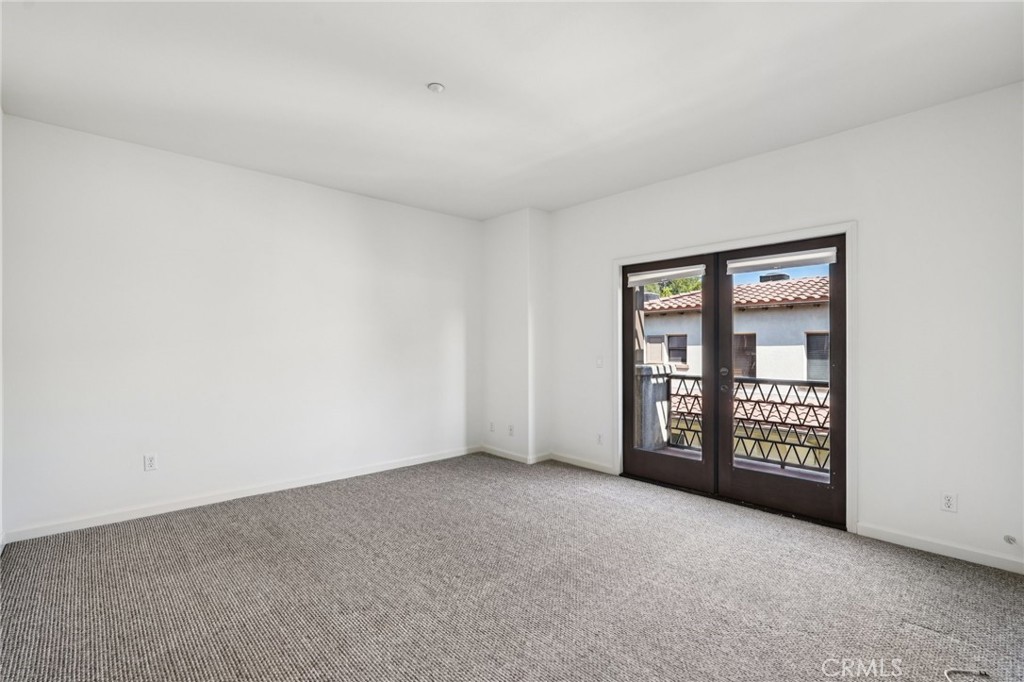 MLS #DW25189109 image #25