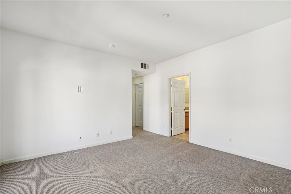 MLS #DW25189109 image #28