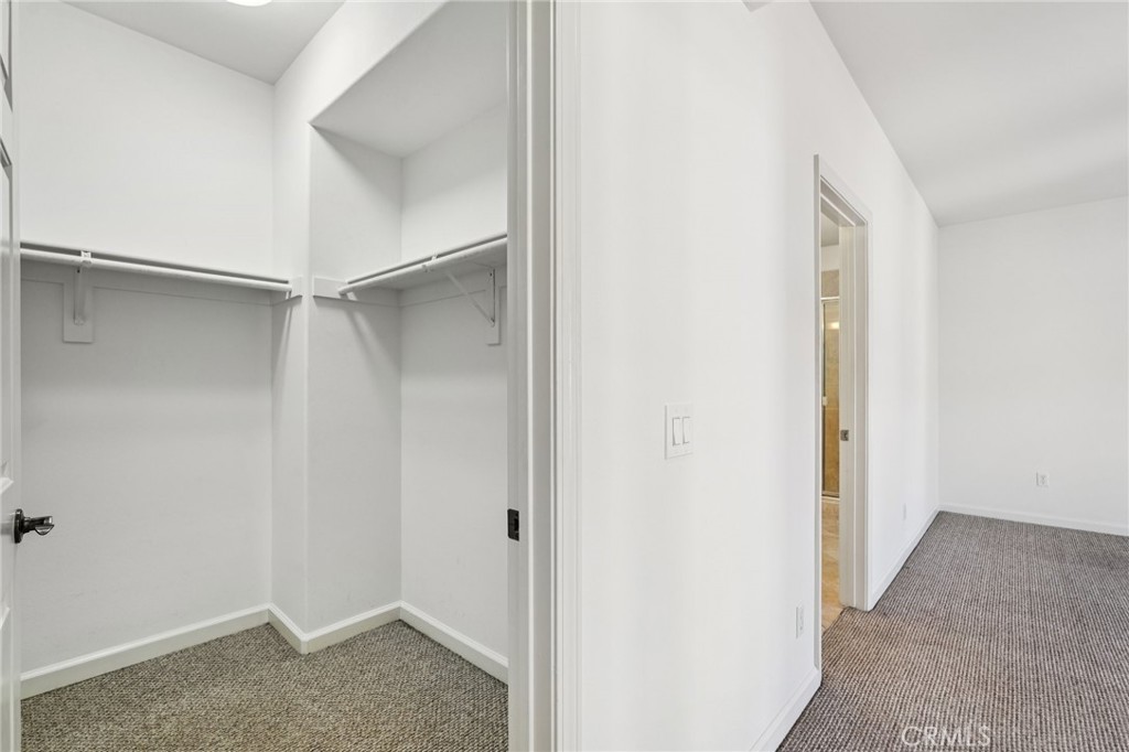 MLS #DW25189109 image #32