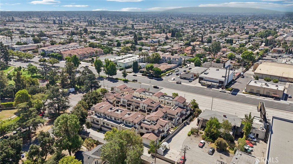 MLS #DW25189109 image #42