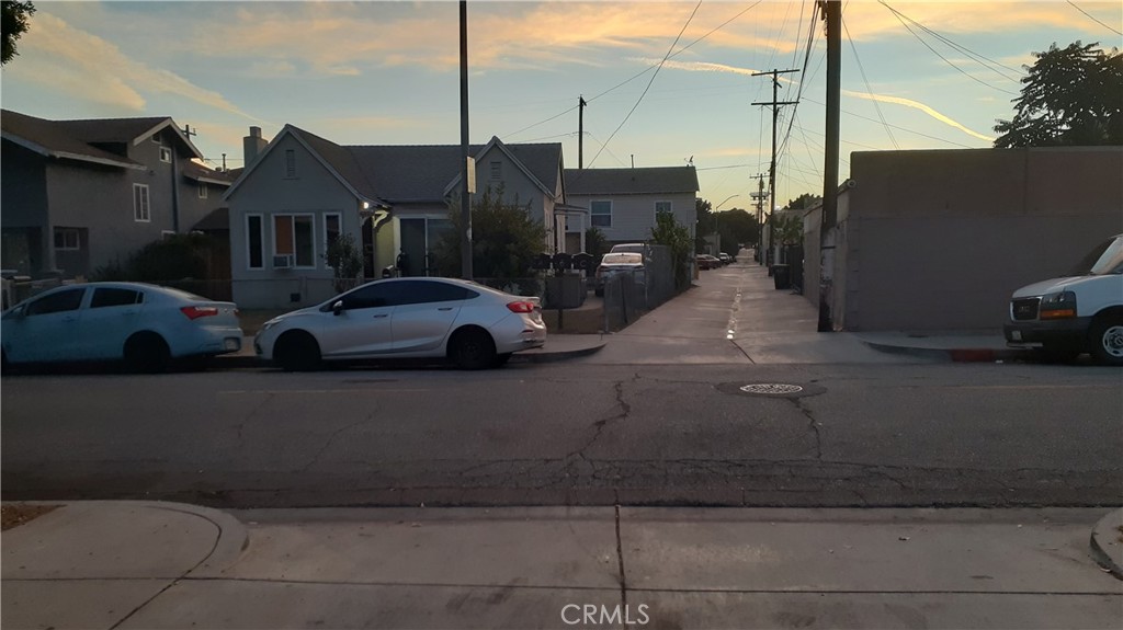 MLS #DW25189189 image #1