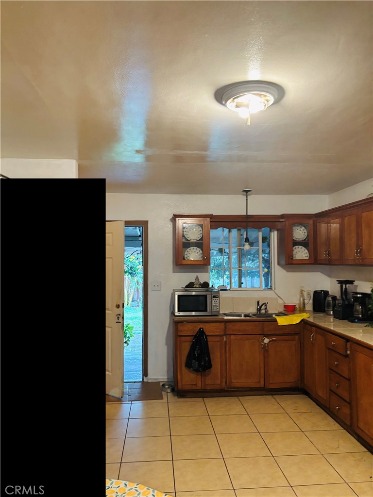 MLS #DW25190636 image #2