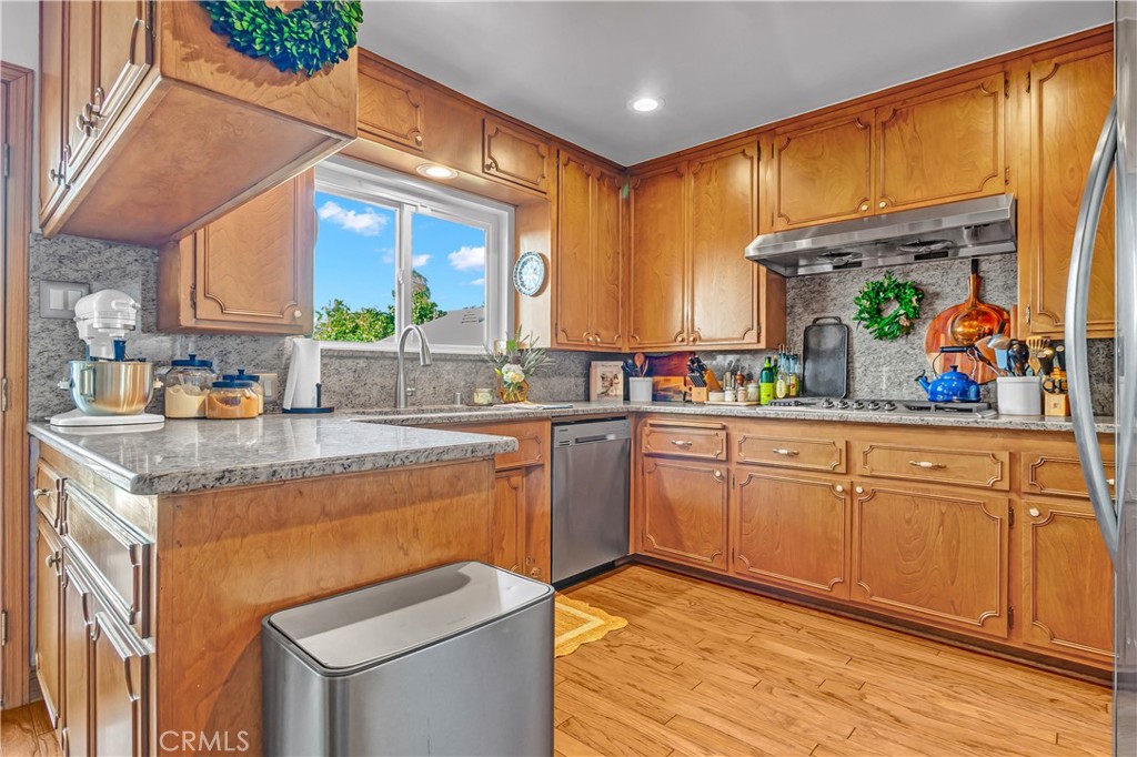 MLS #DW25192349 image #7