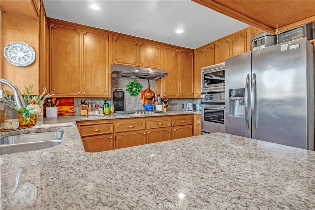 MLS #DW25192349 image #8