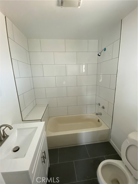 MLS #DW25192363 image #10