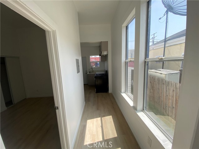 MLS #DW25192363 image #5