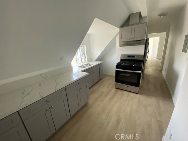 MLS #DW25192363 image #9