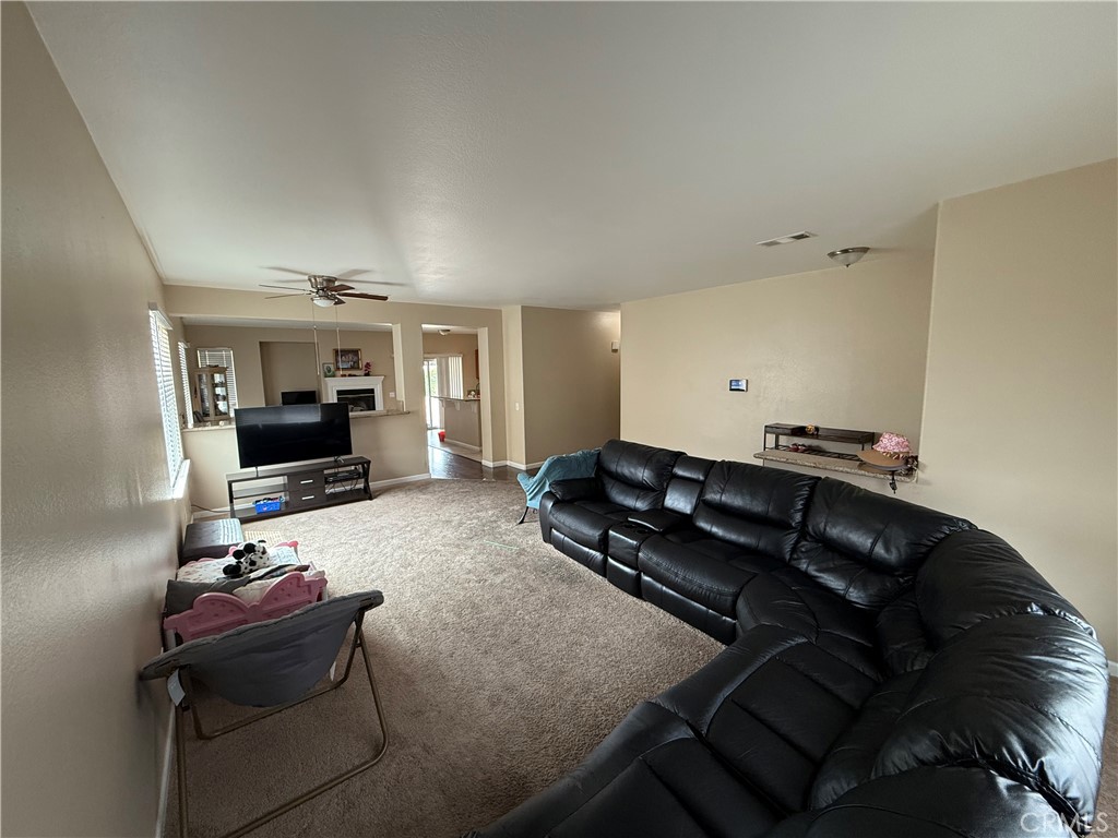 MLS #DW25194761 image #8