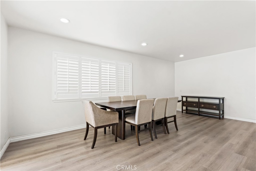 MLS #DW25194847 image #12