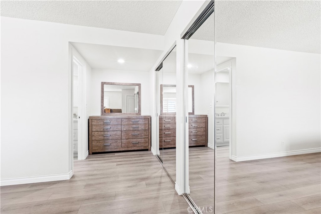 MLS #DW25194847 image #26