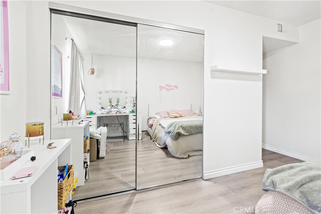 MLS #DW25194847 image #34