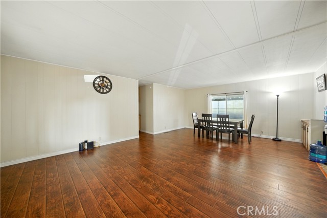 MLS #DW25195083 image #4