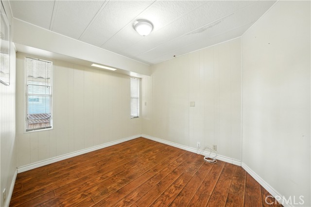 MLS #DW25195083 image #9