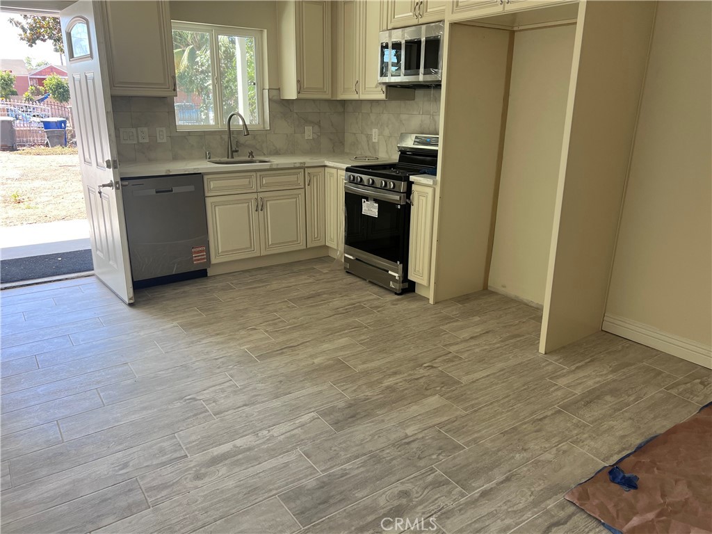 MLS #DW25195318 image #19