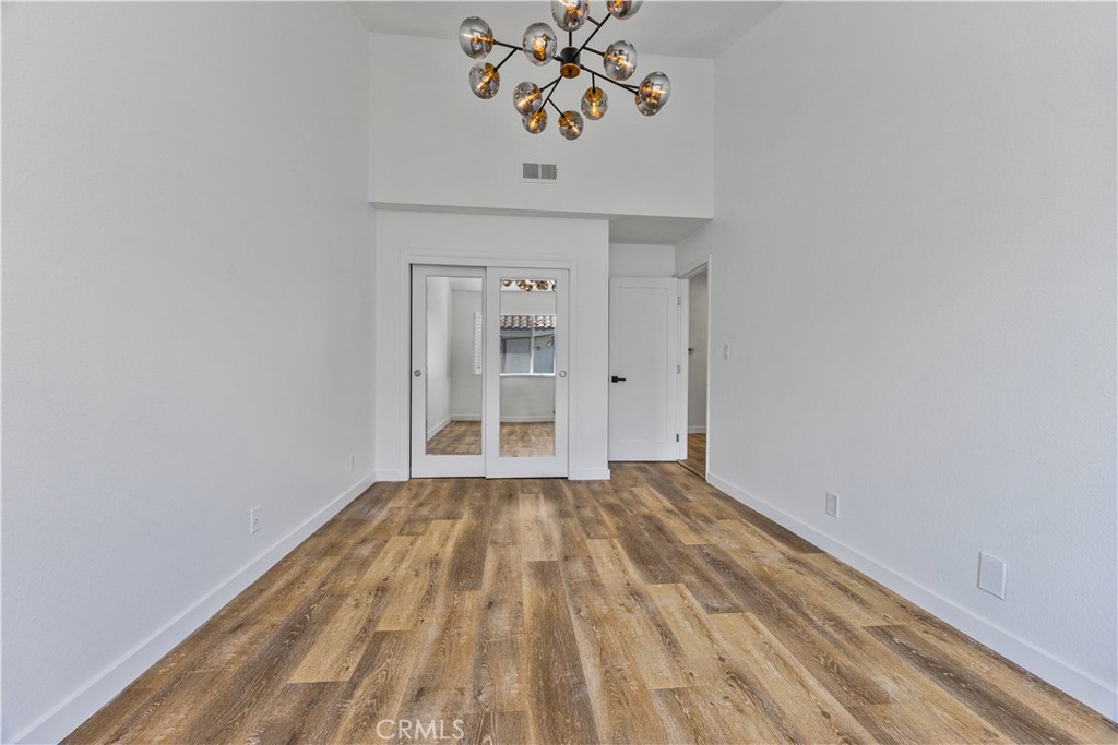 MLS #DW25195883 image #17