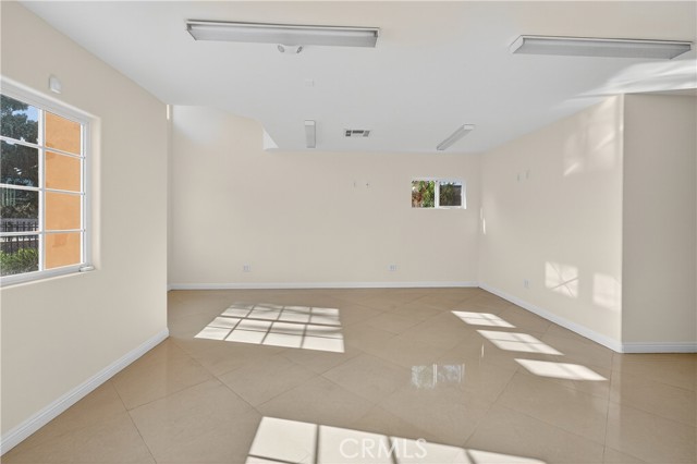 MLS #DW25196036 image #5