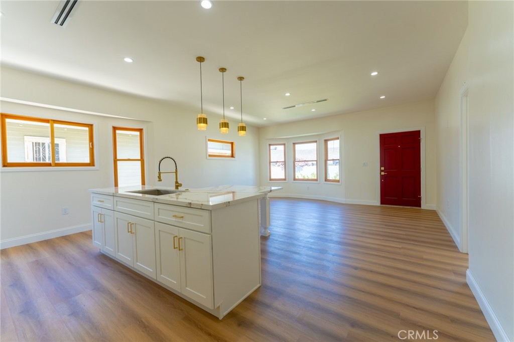 MLS #DW25197103 image #8