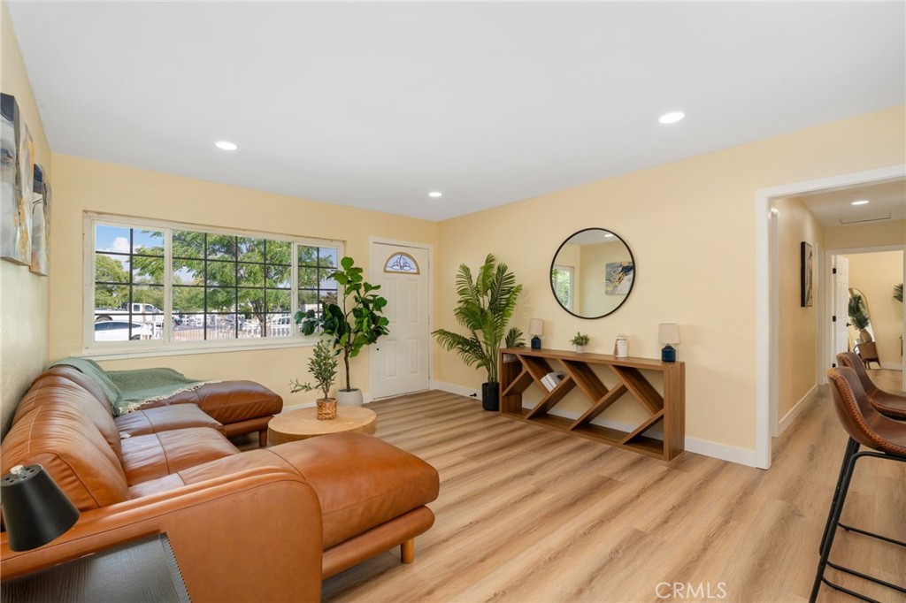 MLS #DW25197597 image #11